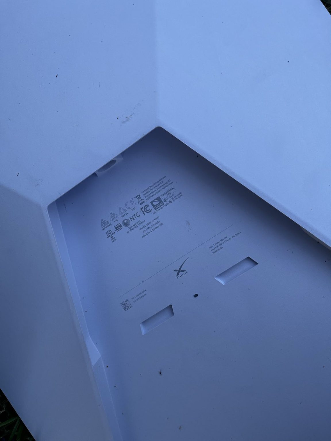 NZ Stock | Starlink Gen 3 V3/V4 Mount Kit | Wall, Roof, Eave & Fascia Adapter - KiwisLove