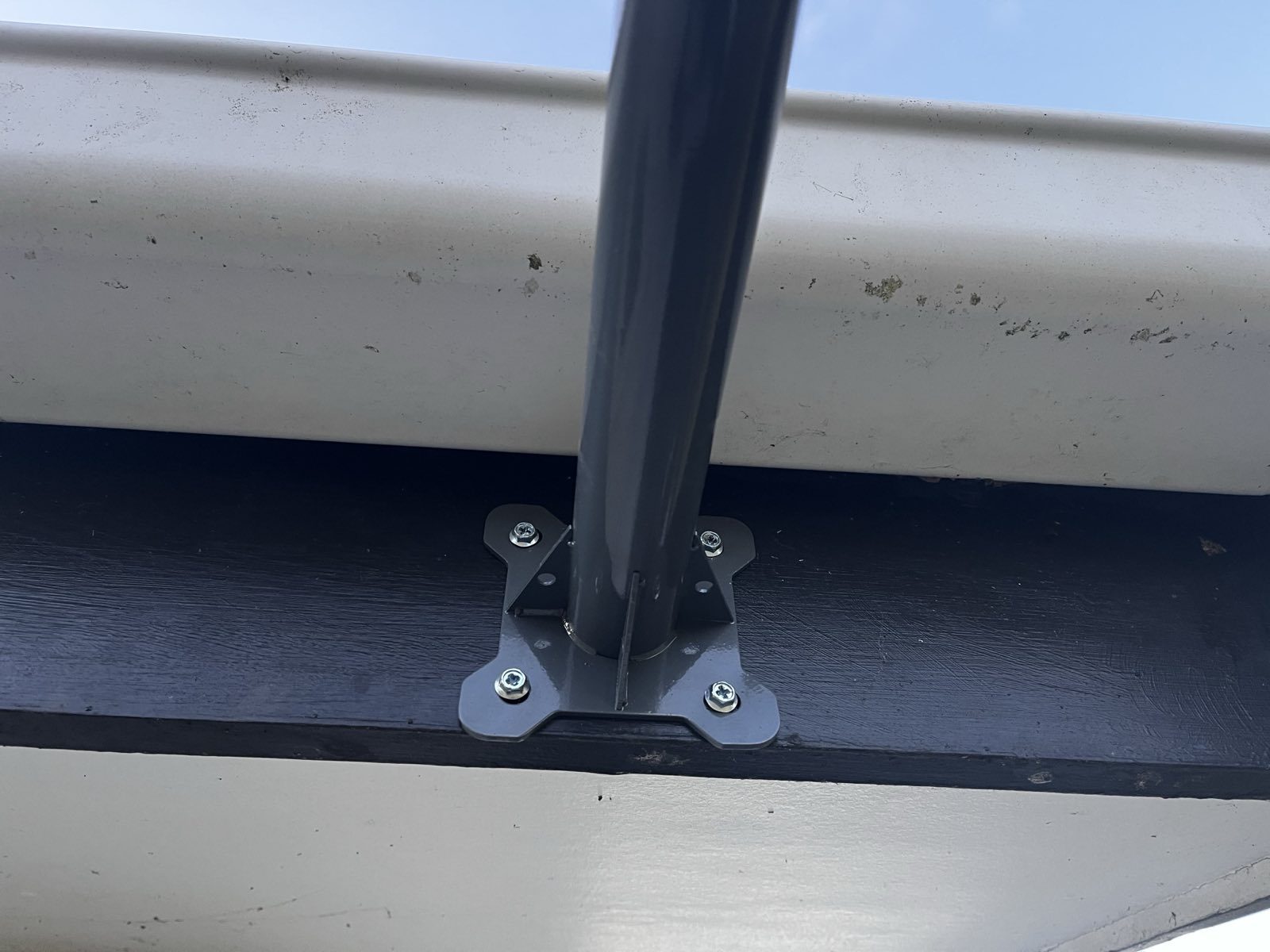 NZ Stock | Starlink Gen 3 V3/V4 Mount Kit | Wall, Roof, Eave & Fascia Adapter - KiwisLove