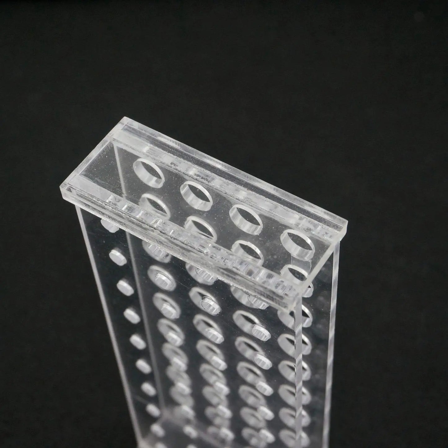 8mm Diam 40 Holes Methyl Methacrylate Rack Stand For 0.5ml Centrifuge Tubes - KiwisLove