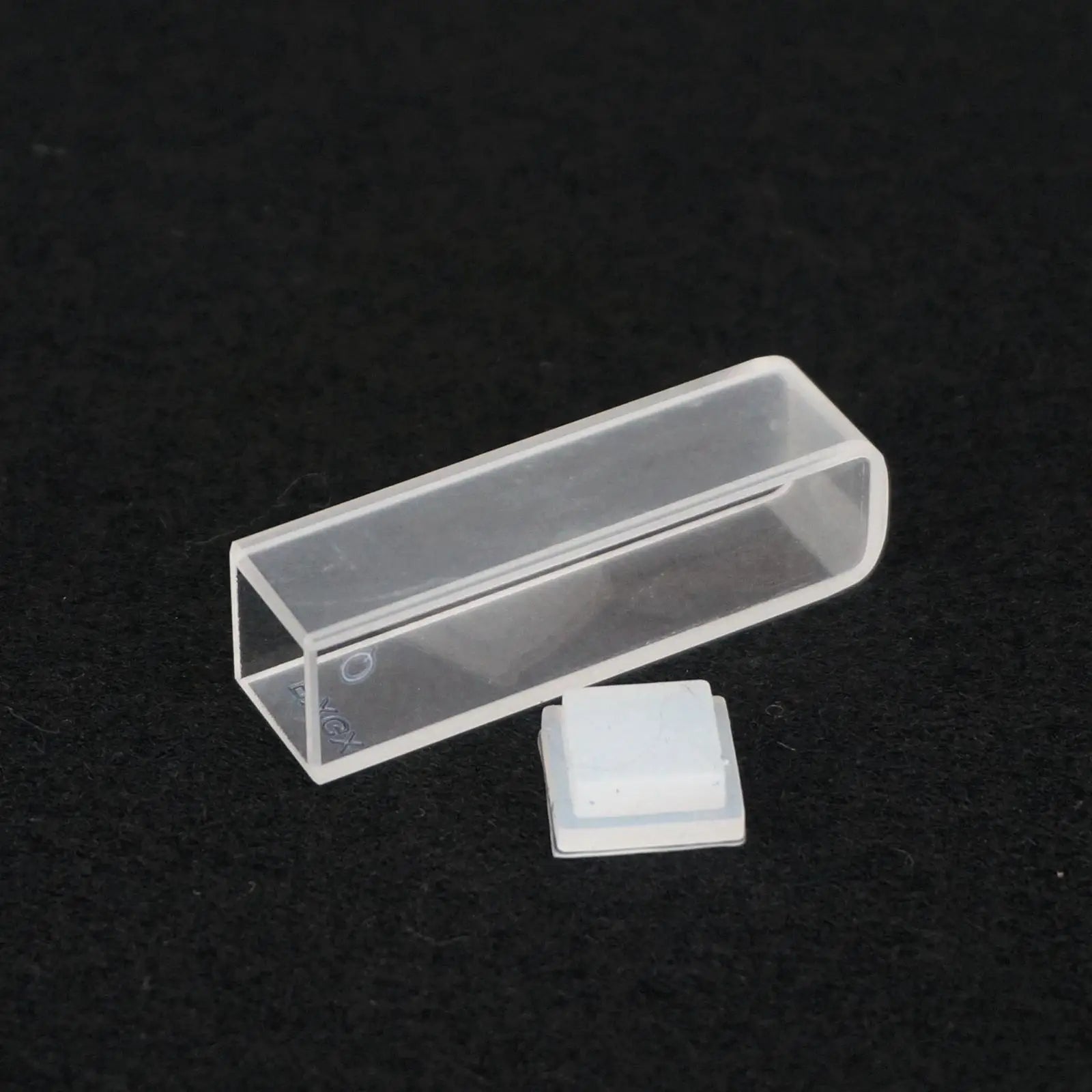 Acid and Alkali Resistant A Box With 2pcs 3.5ml 10mm Path Length JGS1 Quartz Cuvette Cell With Lid For Spectrophotometers - KiwisLove