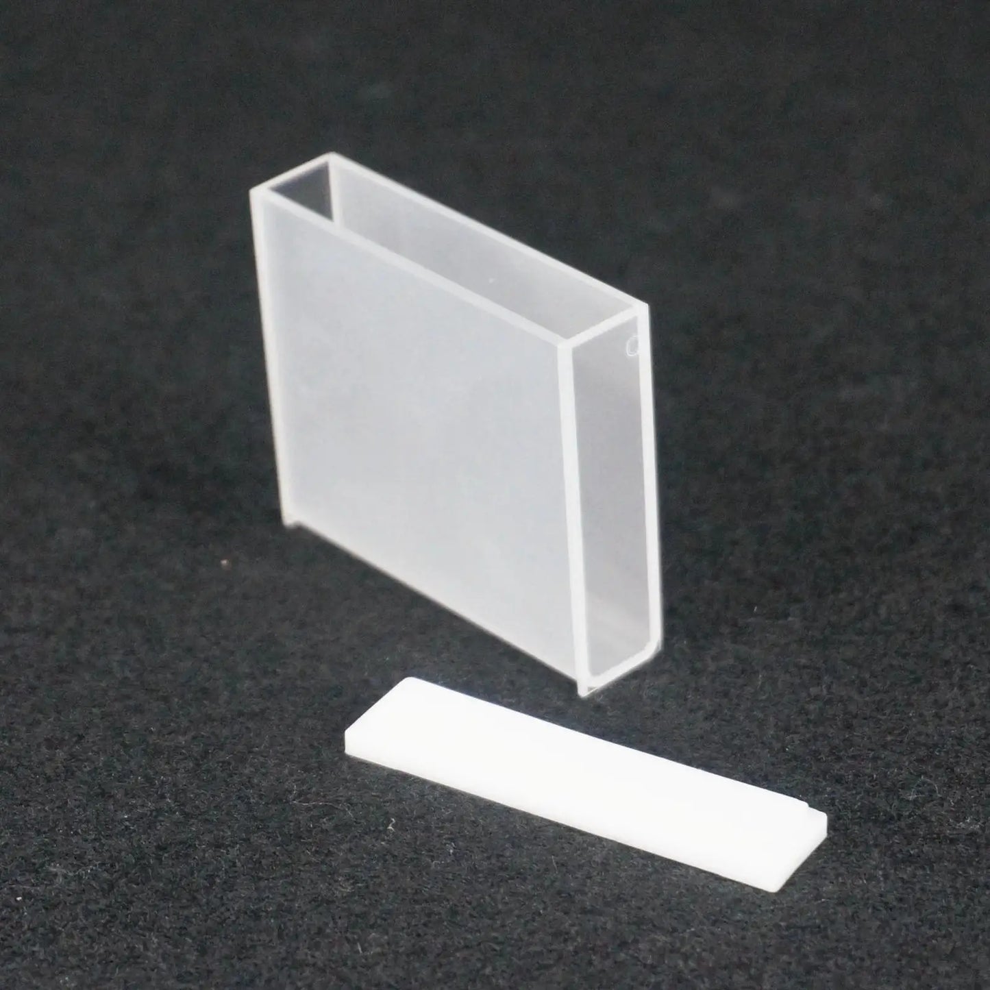 50mm JGS1 Quartz Cuvette Cell With PTFE Lid For Uv Spectrophotometers - KiwisLove