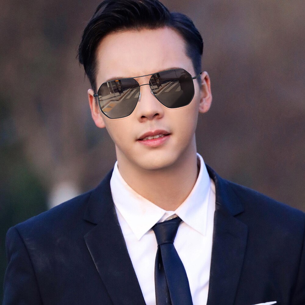 Sunglasses Men Fashion New Arrival Photochromic Vintage Eyewear Day Night Vision Lens Driving Polarized UV400 Sun Glasses V8066 - KiwisLove