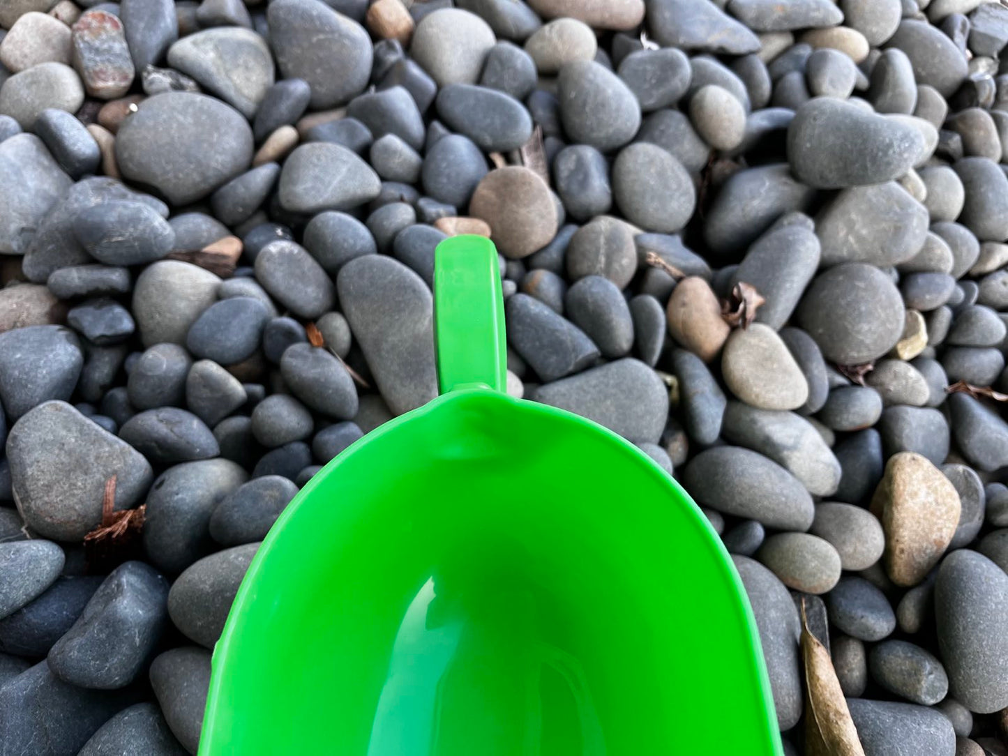 NZ Stock  Plastic Thickened Feed & Play Shovel  – For Pig Feeding, Sand & Snow Play - KiwisLove