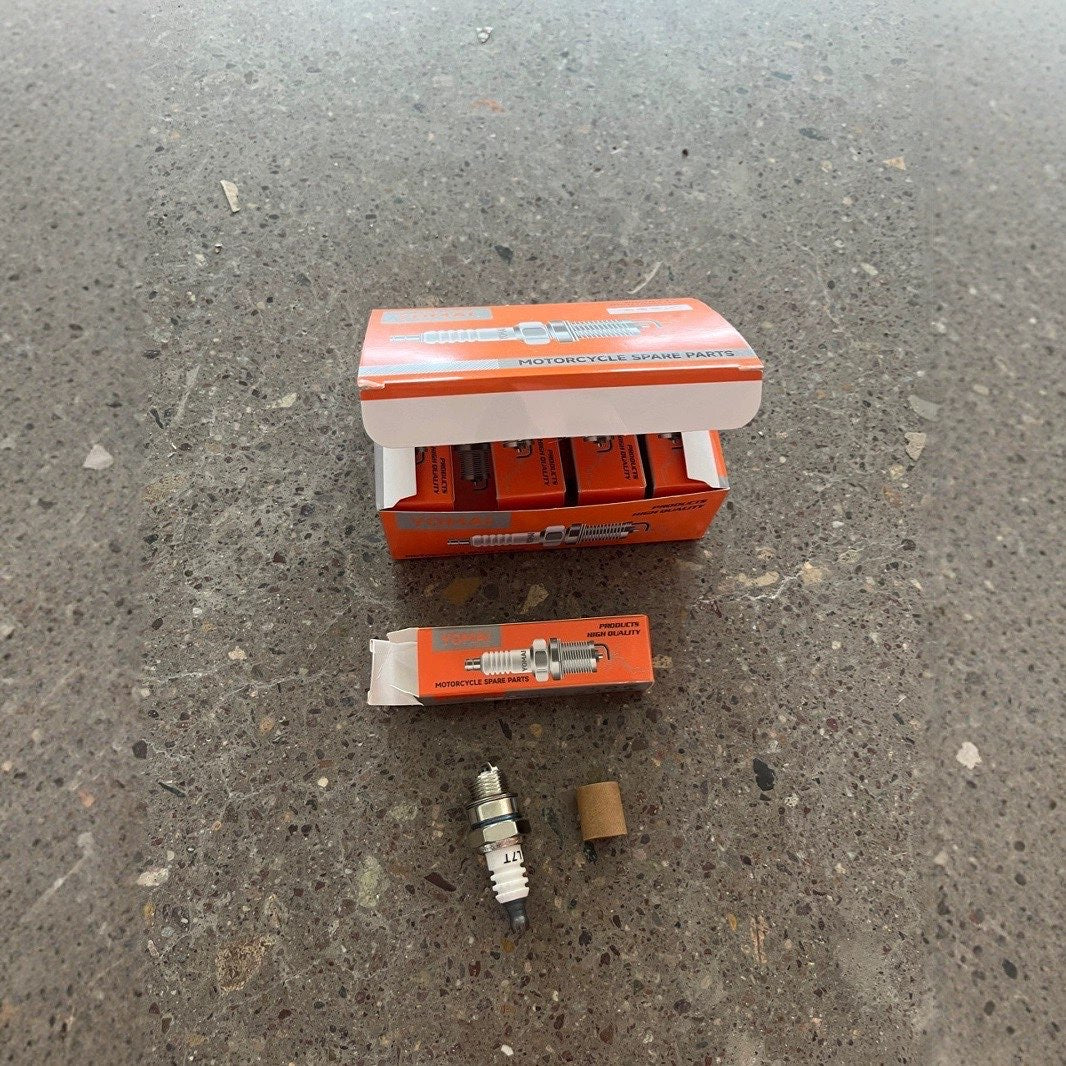 NZ Stock A7TC Spark Plug Replacement for CR7HSA C7HSA Z8YC IUF22 U22FS-U – 10mm Thread - KiwisLove