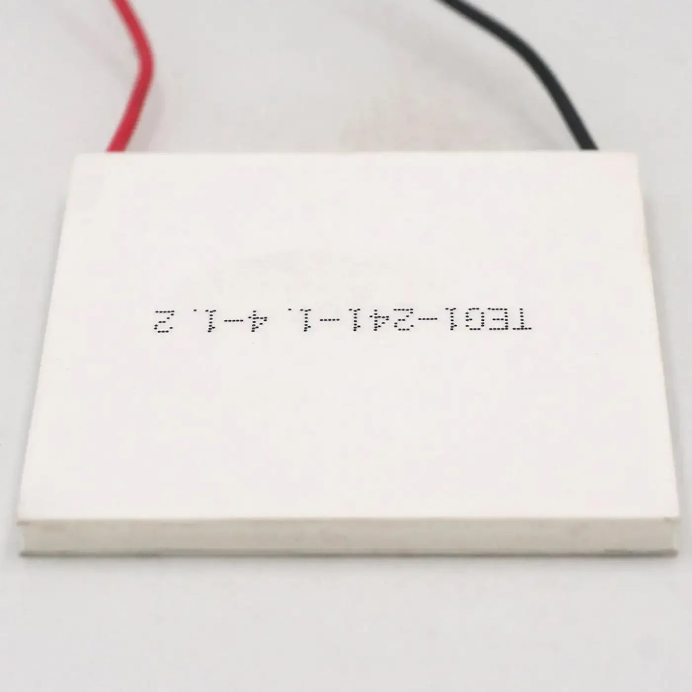 Thermoelectric Generator TEG1-241-1.4-1.2 Seebeck Power Generation Element Hot Side 54.4*54.4 mm Cold Side 54.4*57 mm - KiwisLove