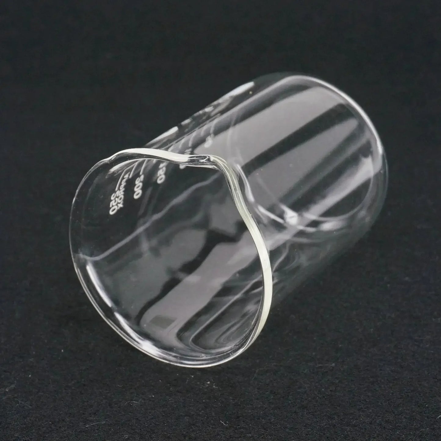 250ml Low Form Beaker Chemistry Laboratory Borosilicate Glass 3.3 Transparent Beaker Thickened with spout - KiwisLove