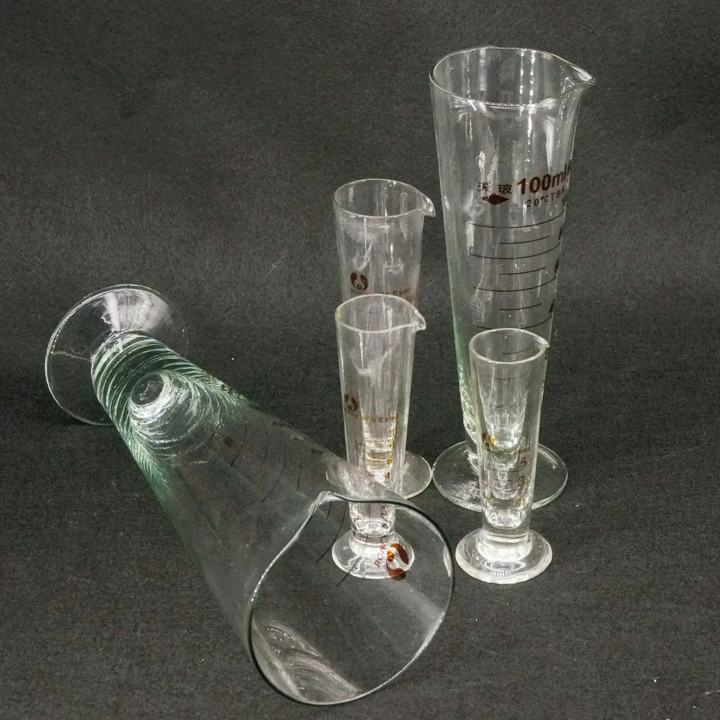5/10/20/50/100/1000ml Lab Glass Footed Apothecary Measuring Cone Beaker Conical - KiwisLove