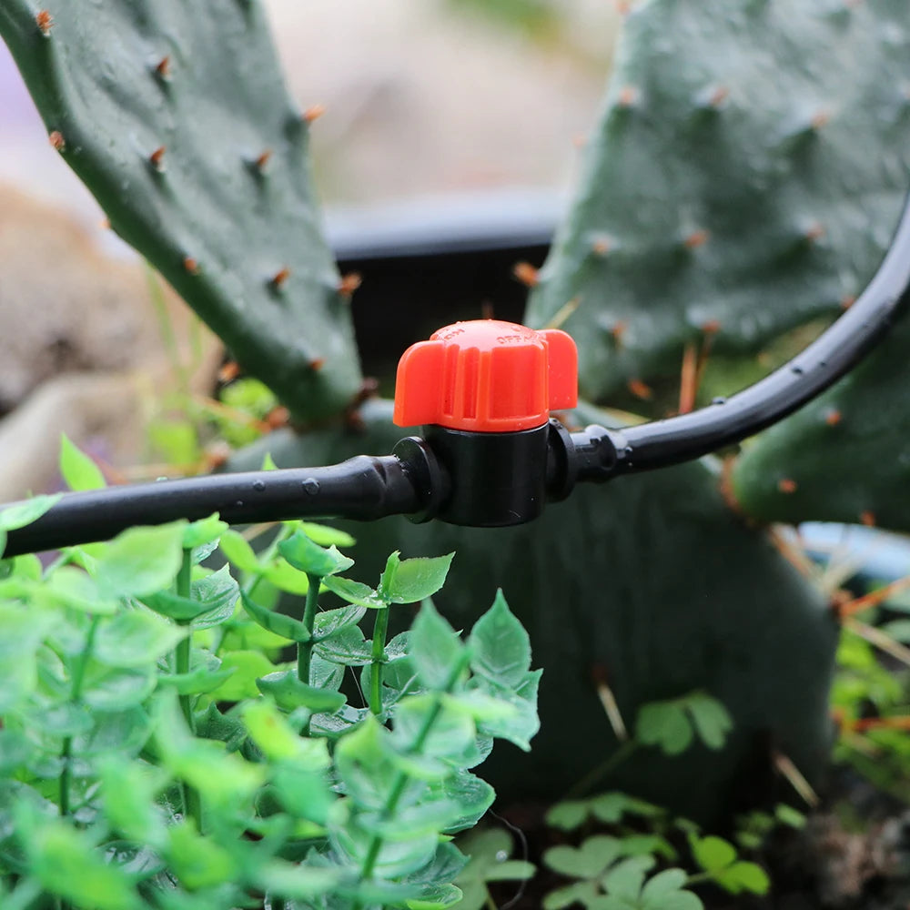 20/50pcs 1/4'' Barb Shut-Off Valve Universal Drip Irrigation Tubing Coupling Connecter 1/4" Hose for Garden Watering System Acce