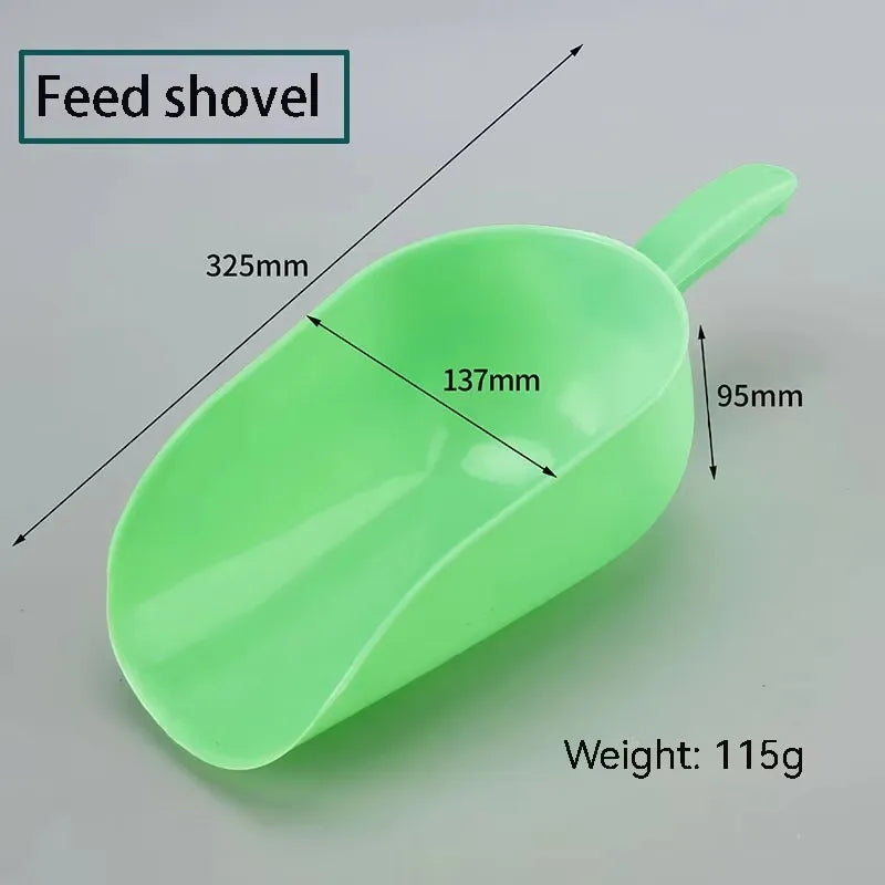 Feeding Shovel Plastic Thickened Feed Shovel Special Feeding Pig Scoop Feeding Spoon Pig Feed Scoop Breeding Feed Shovel Feeding