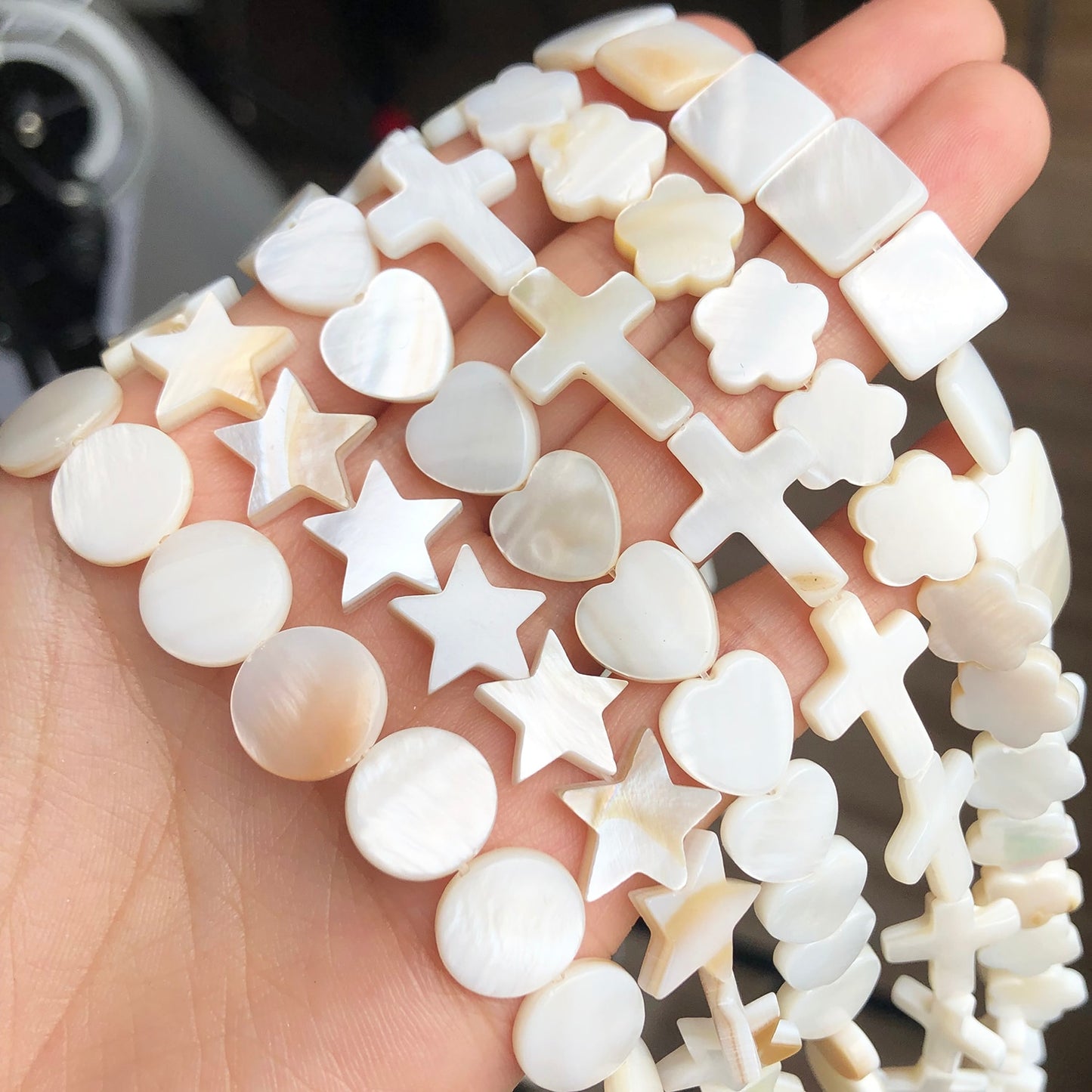 Natural White Freshwater Shell Beads Beads Heart Cross Star Round Mother Of Pearl Loose Beads for Jewelry Making DIY Bracelet - KiwisLove