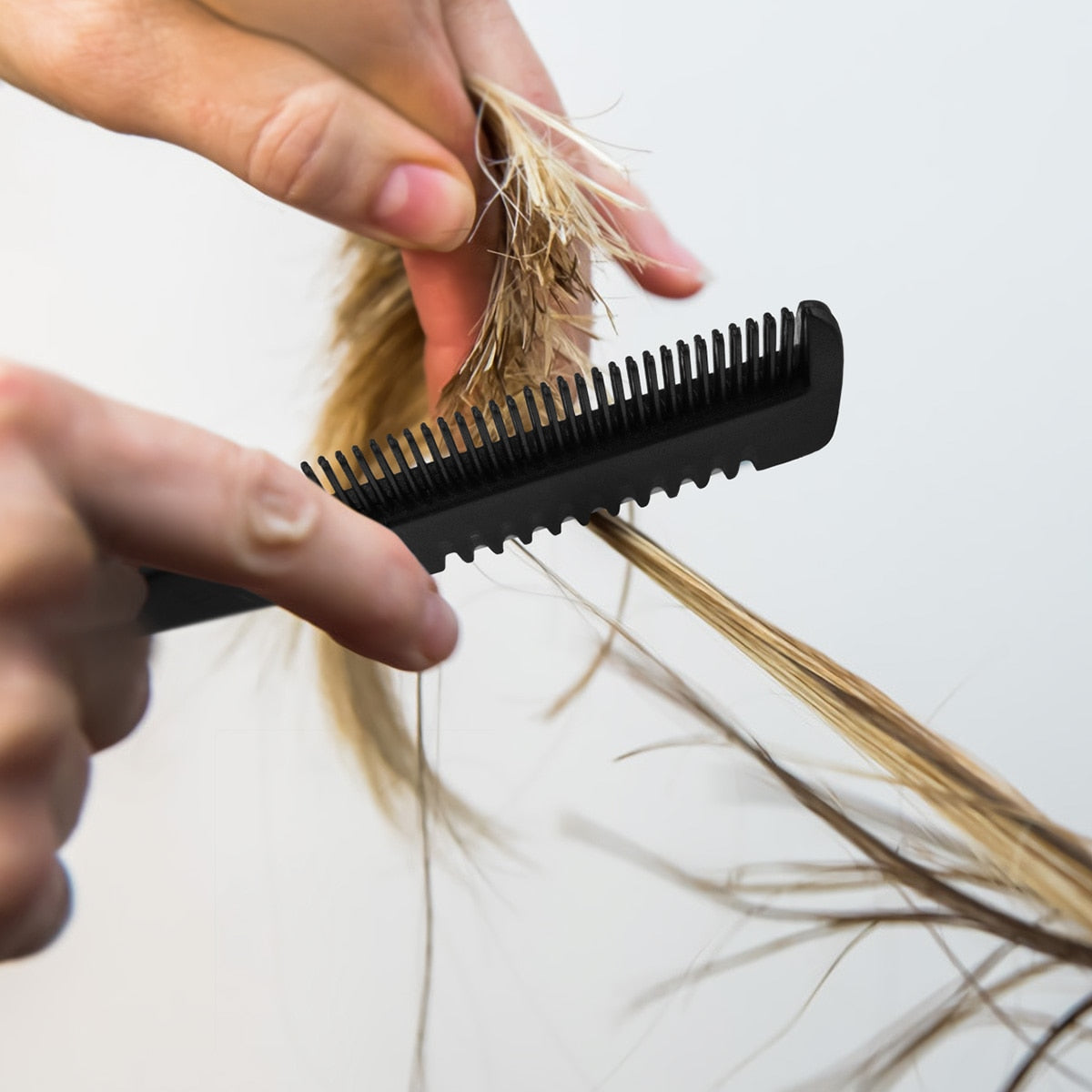 New Hair Razor Comb Cutting Thinning Comb Trimmer with 5 Blades - KiwisLove