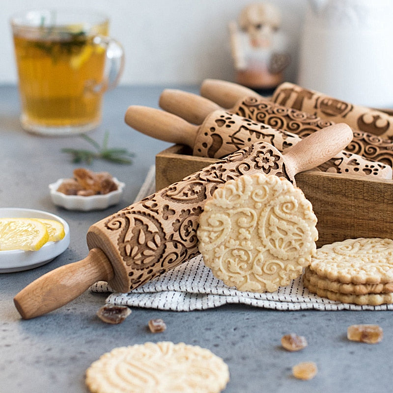 Embossing Rolling Pin Baking Cookies Noodle Biscuit Fondant Cake Dough Engraved Roller Cashew Flowers 35*5cm - KiwisLove