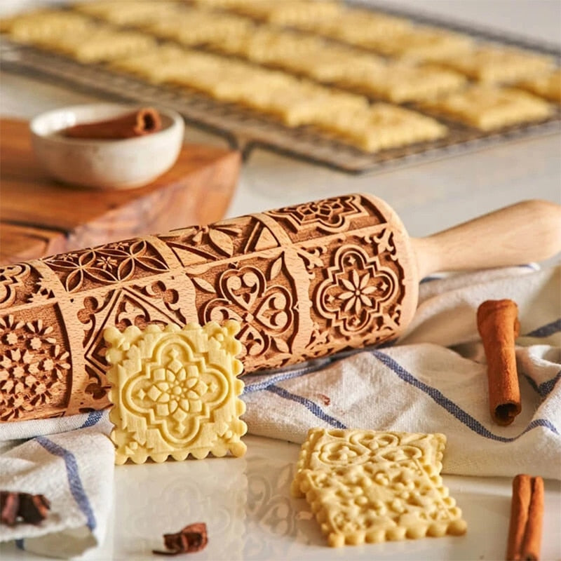 Christmas Embossing Rolling Pin Baking Cookies Noodle Biscuit Fondant Cake Dough Engraved Roller Reindeer Elk 35*5cm - KiwisLove