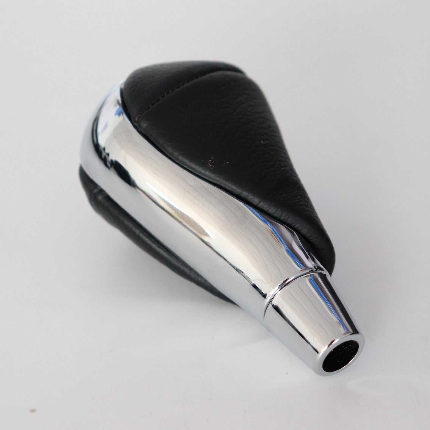Leather Shift Knob Toyota Lexus ES330 ES350 GS460 IS250 LX470 LS460 RX350 RX400H LX RX450H SC430 CT200H - KiwisLove